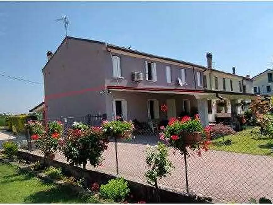 casa indipendente in vendita a Legnago in zona Vangadizza