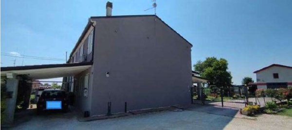 casa indipendente in vendita a Legnago in zona Vangadizza