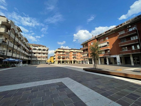 locale di sgombero in vendita a Legnago in zona Porto