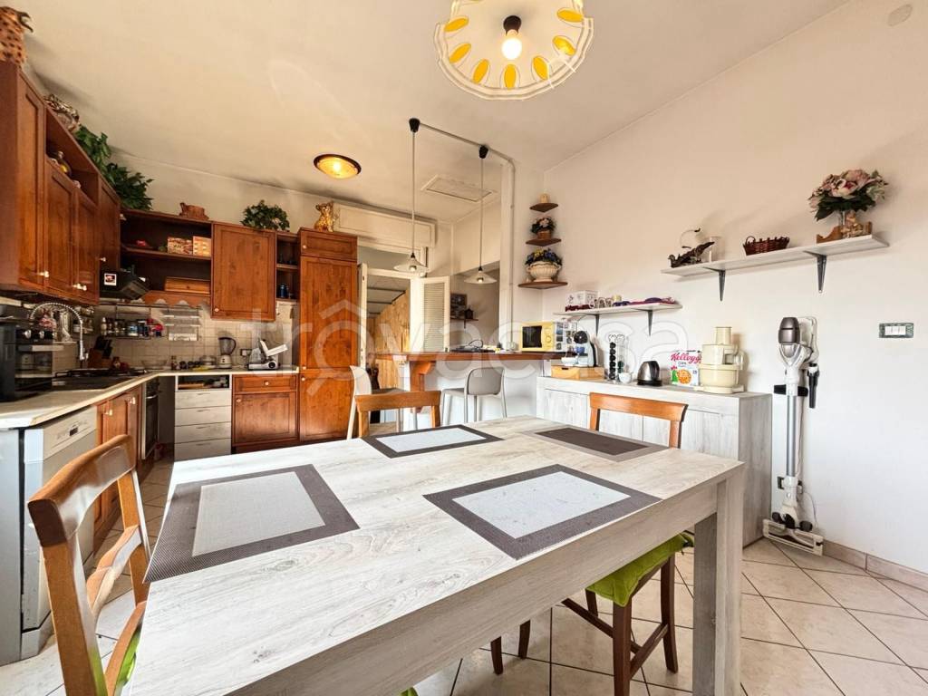 casa indipendente in vendita a Legnago in zona Porto