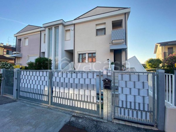 casa indipendente in vendita a Legnago in zona Porto