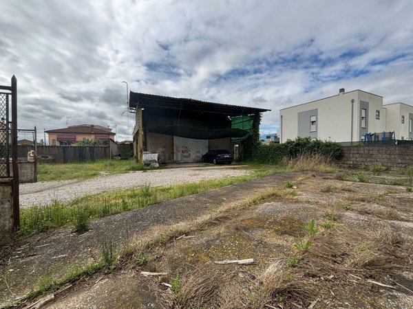 casa indipendente in vendita a Legnago in zona San Pietro