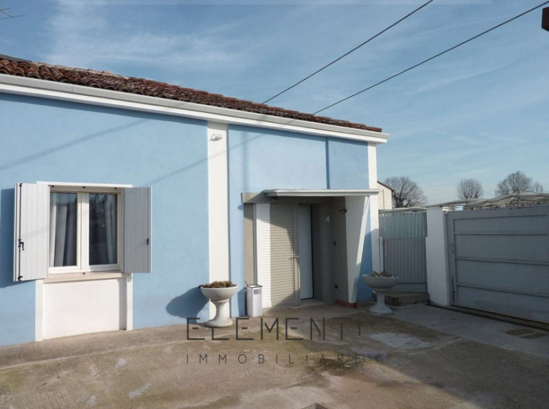 casa indipendente in vendita a Legnago in zona Vigo