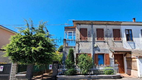appartamento in vendita a Legnago in zona Porto