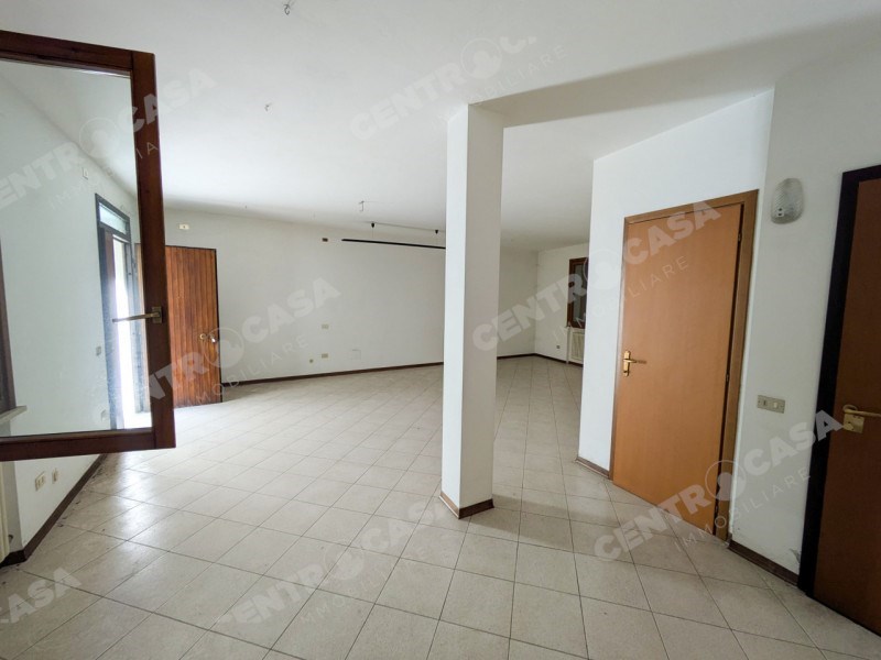 ufficio in vendita a Legnago