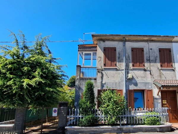appartamento in vendita a Legnago in zona Porto