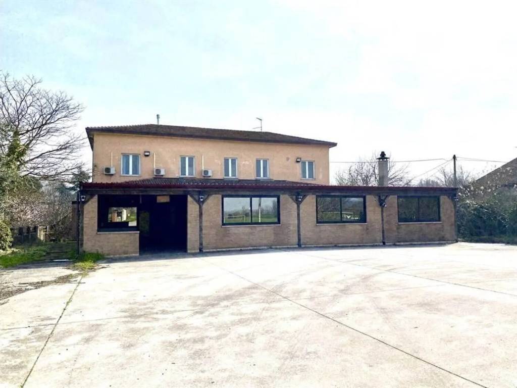 negozio in vendita a Legnago