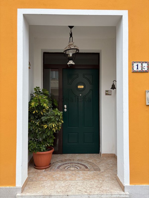 casa indipendente in vendita a Legnago in zona Porto