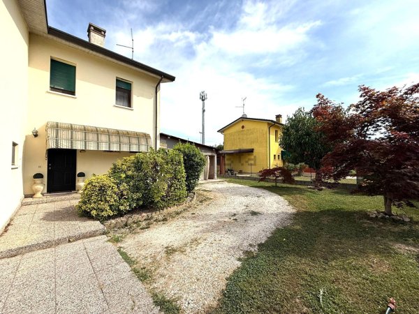casa indipendente in vendita a Legnago in zona Canove
