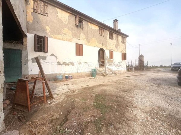 casa indipendente in vendita a Legnago in zona San Vito