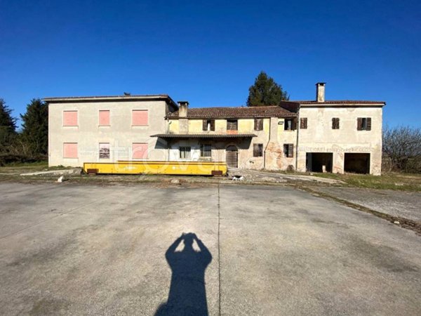 casa indipendente in vendita a Legnago in zona Canove