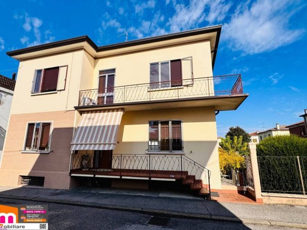 casa indipendente in vendita a Legnago in zona Porto