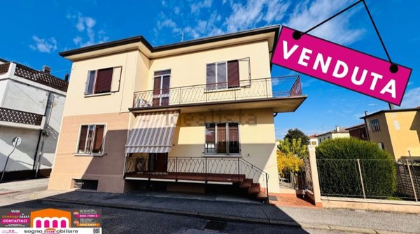 casa indipendente in vendita a Legnago in zona Porto