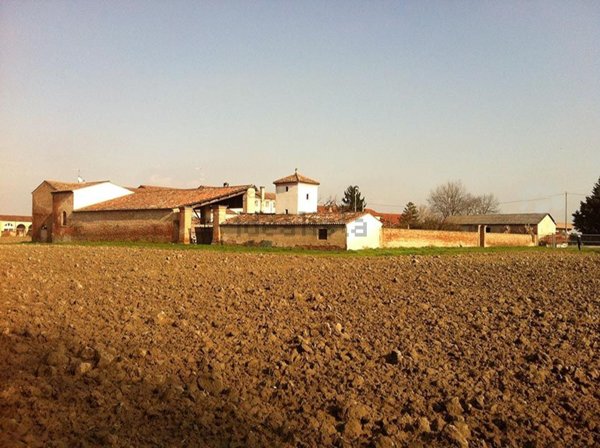 casa indipendente in vendita a Legnago in zona Porto