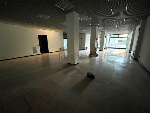 ufficio in vendita a Legnago in zona Porto