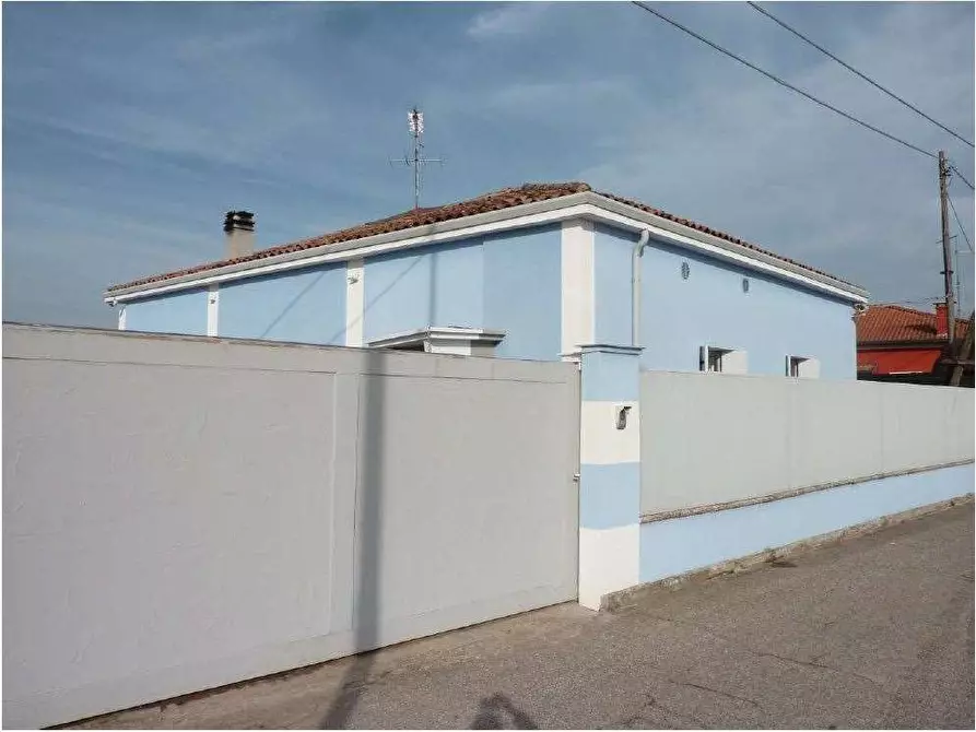 casa indipendente in vendita a Legnago in zona Vigo