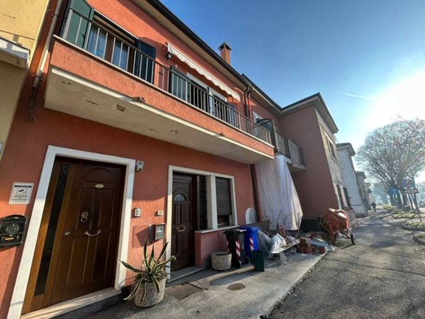 appartamento in vendita a Legnago in zona Porto