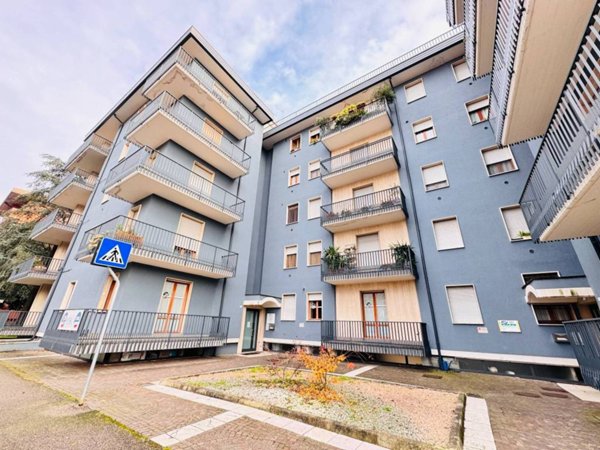 ufficio in vendita a Legnago in zona Terranegra