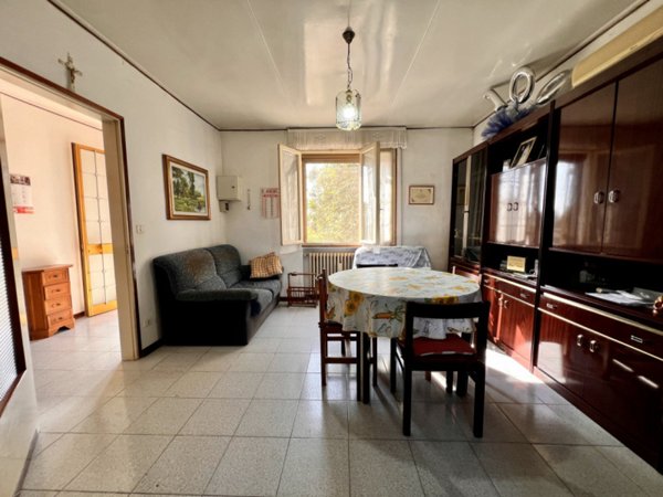 casa indipendente in vendita a Legnago in zona Vangadizza