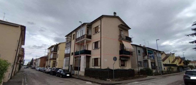 appartamento in vendita a Legnago in zona Porto