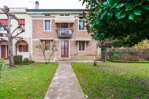 casa indipendente in vendita a Legnago
