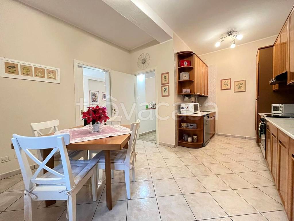 appartamento in vendita a Legnago in zona Porto