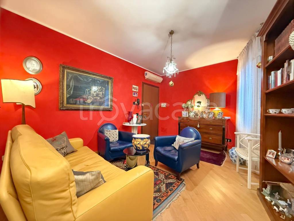 appartamento in vendita a Legnago in zona Porto