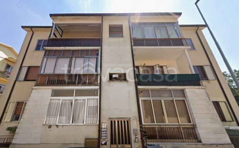 appartamento in vendita a Legnago in zona Porto