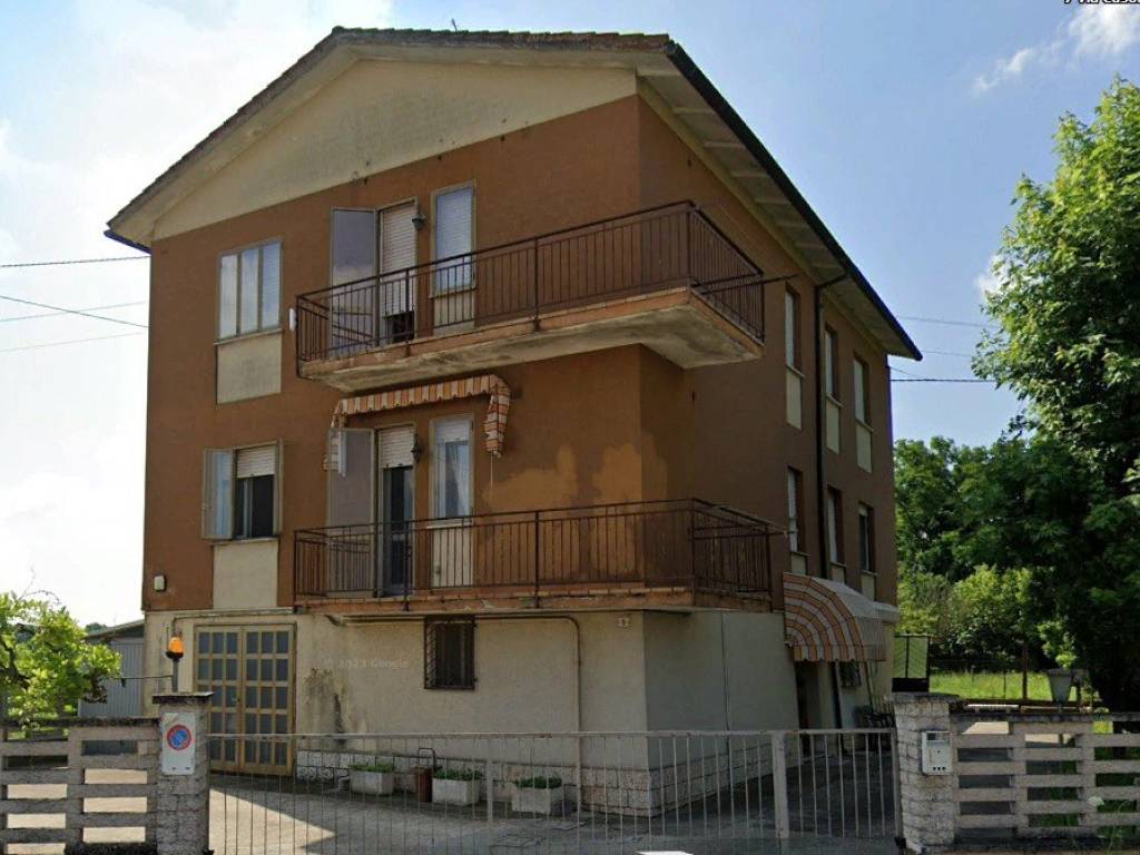 intera palazzina in vendita a Legnago in zona San Pietro