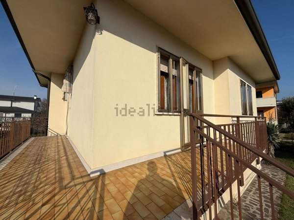casa indipendente in vendita a Legnago in zona Porto
