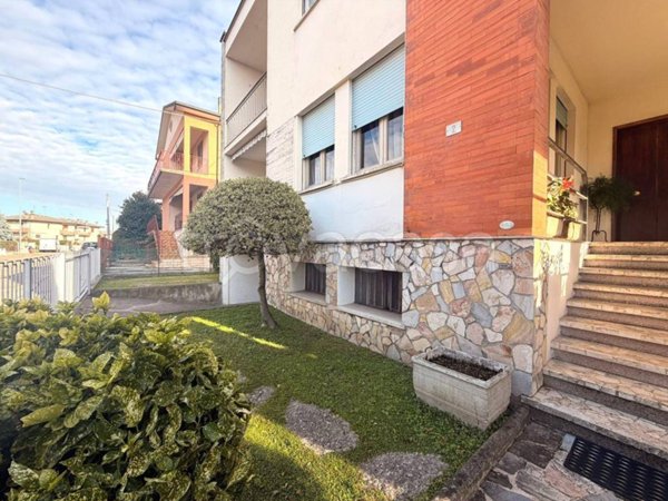 casa indipendente in vendita a Legnago in zona Porto