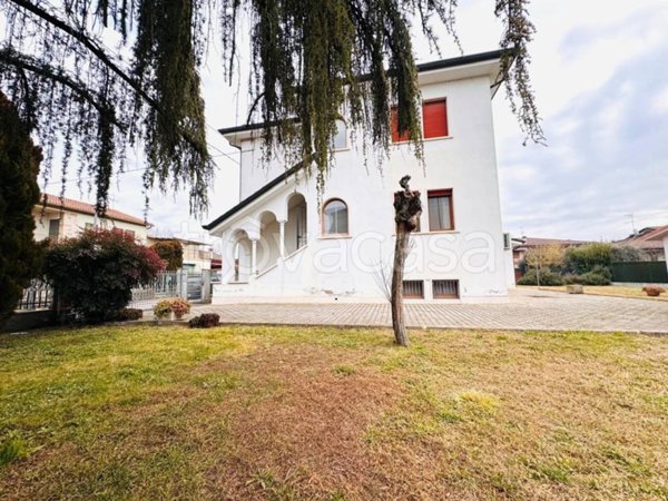 casa indipendente in vendita a Legnago