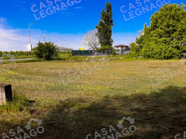 terreno agricolo in vendita a Legnago in zona Vigo