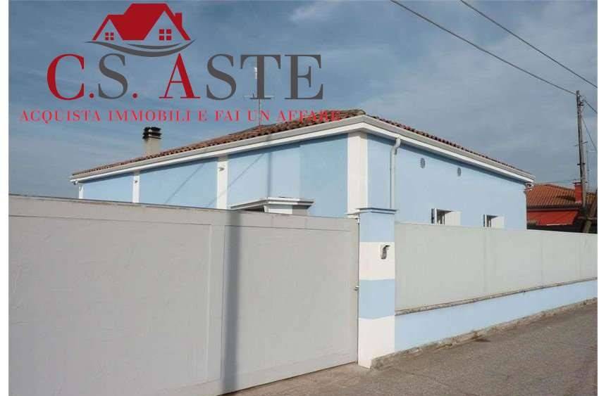 appartamento in vendita a Legnago in zona Vigo