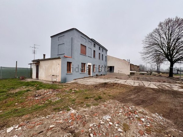 casa indipendente in vendita a Legnago