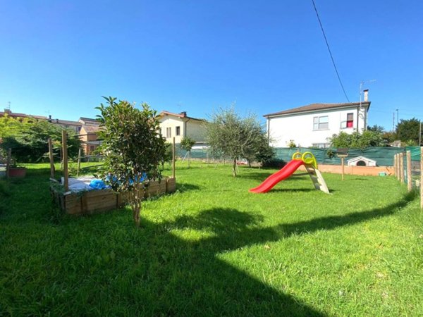 casa indipendente in vendita a Legnago in zona San Pietro