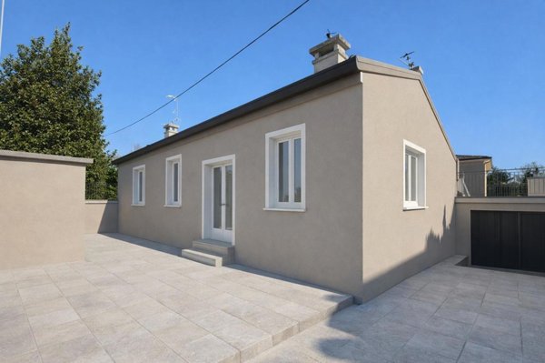 casa indipendente in vendita a Legnago in zona Porto