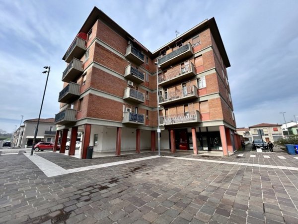 appartamento in vendita a Legnago in zona Porto