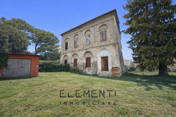 casa indipendente in vendita a Legnago in zona San Pietro