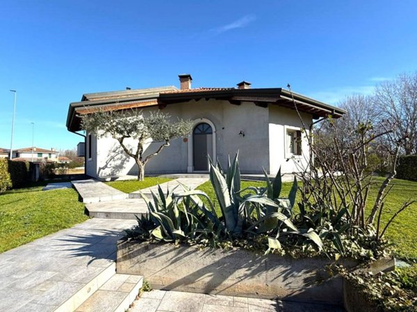 casa indipendente in vendita a Legnago in zona San Pietro