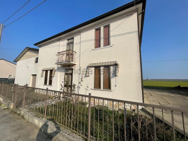casa indipendente in vendita a Legnago