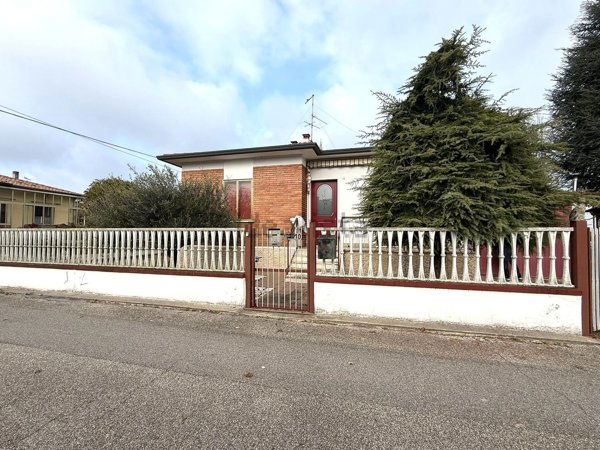 casa indipendente in vendita a Legnago