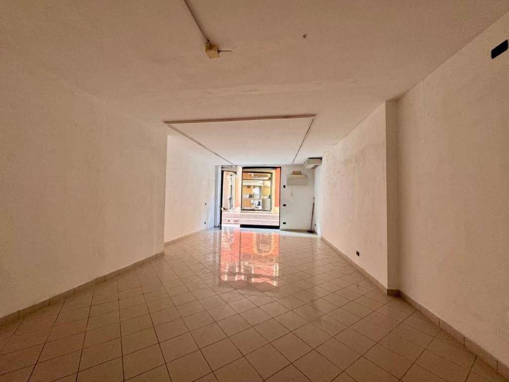 negozio in vendita a Legnago