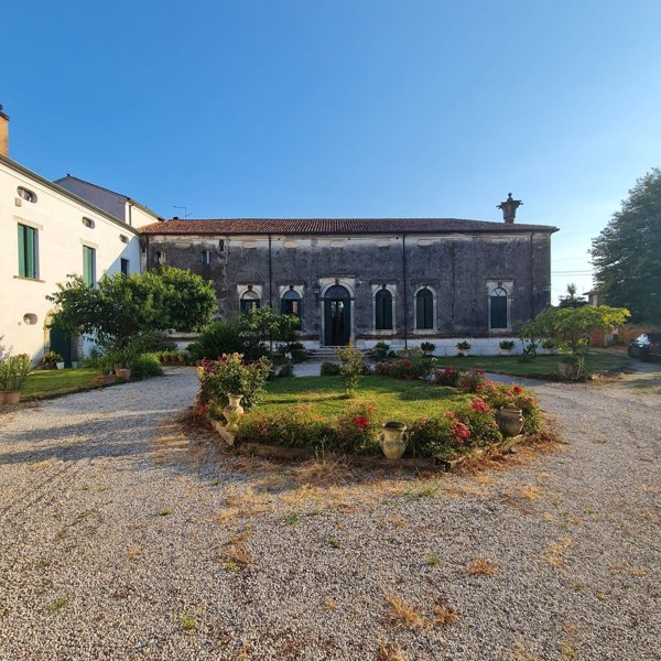 villa in vendita a Legnago