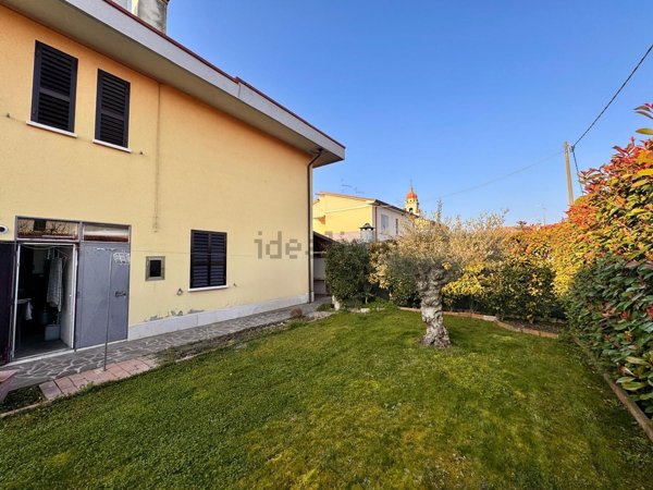 casa indipendente in vendita a Legnago in zona Canove