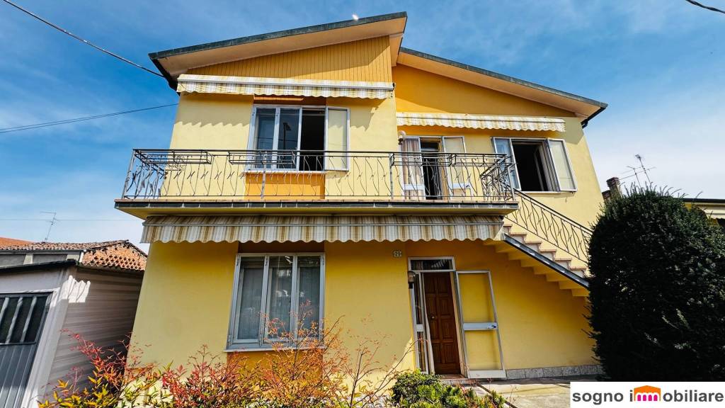 casa indipendente in vendita a Legnago in zona Terranegra