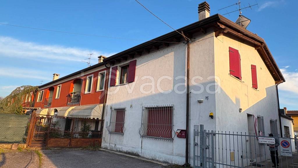 appartamento in vendita a Legnago in zona San Pietro