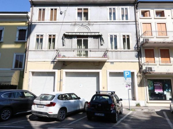 negozio in vendita a Legnago