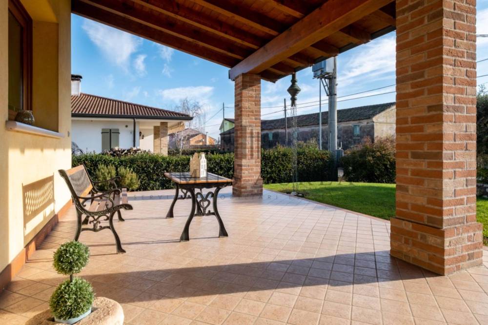 casa indipendente in vendita a Legnago