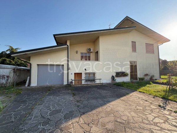 casa indipendente in vendita a Legnago